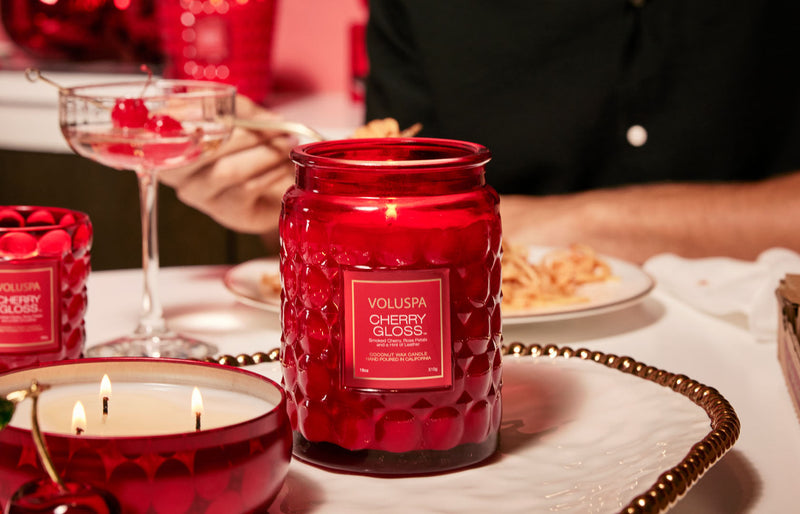Gift Ideas for a New Home: Candles and Fragrances That Set the Mood