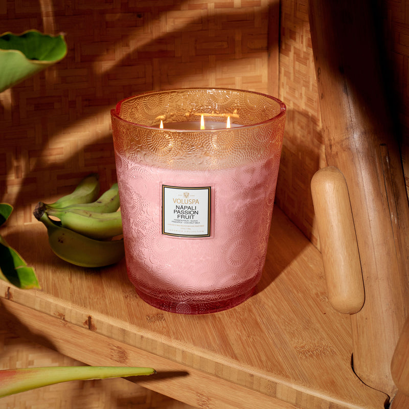 Nāpali Passion Fruit - 5 Wick Hearth Candle - view 2
