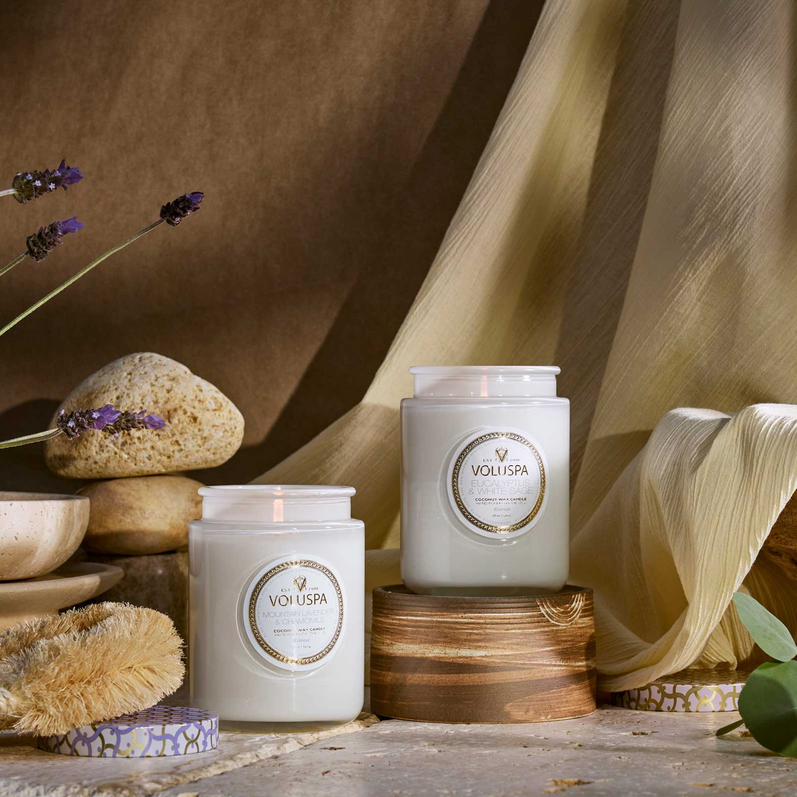 Eucalyptus & White Sage - Large Jar Candle - hover image