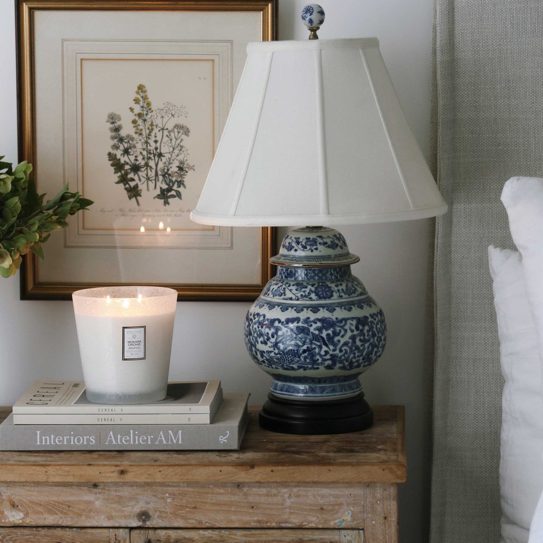 Mokara Orchid - 3 Wick Hearth Candle